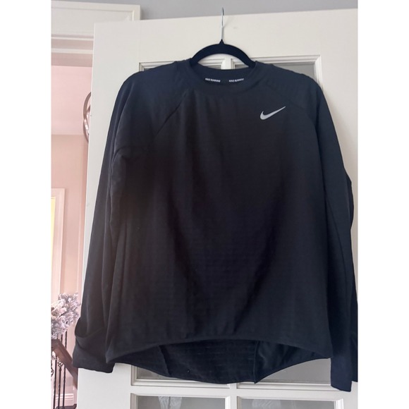 Nike Pants - Nike running women's top‎ size small, zipper pocket